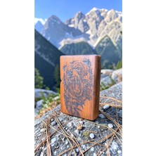 Precious Ireko Ağacı Lazer Kazıma Ayı Figürlü Benzinli Çakmak - El Yapımı Özel Tasarım