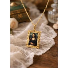 Myth Atelier El Yapımı Mona Lisa Gold Çerçeveli Özel Tasarım Kolye - Sanatsal, Hediye, Şık