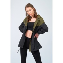 Moda Tuğram Kadın Haki - Siyah Yağmurluk Su Geçirmez Kapüşonlu Tam Kalıp 2021 Sezonu