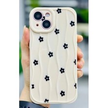Teknocan Marketing 13 ve 14 Uyumlu 3D Wavy Siyah Papatya Baskı Desenli Silikon Kılıf - Dalgalıpapatya