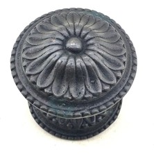 MiraLive Antika Tarz Dekoratif Pirinç Papatya Kapı Babası - 73MM, Oksit