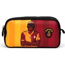 Galatasaray Lisanslı Victor Osimhen Figürlü Kalemlik - Çift Bölmeli Su Itici Kumaşlı Kalem Kutusu