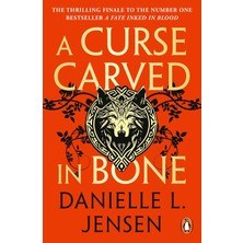 Penguin Books A Curse Carved In Bone (Sage Of The Unfated 2)