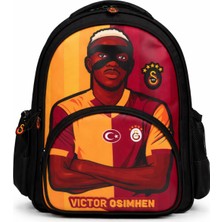 Galatasaray Lisanslı Victor Osimhen Figürlü 3 Bölmeli Okul Çantası - Su Itici Kumaşlı Sırt Çantası
