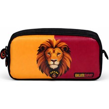 Galatasaray Lisanslı Çift Bölmeli Aslan Desenli Kalemlik - Rubber Logolu Su Itici Kumaşlı Kalem Kutusu