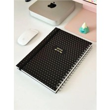 Calperia Sert Kapak Spiralli Defter, Lastikli - 20X28 Cm, 120 Yaprak + 40 Çizim + 40 Nokta