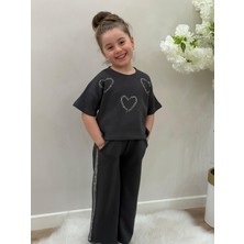 Yiğit Butik Kız Çocuk Taşlı Kalp Desenli Alt Üst Takım