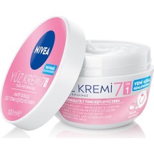 Nıvea Cilt Tonu Eşitleyici Yüz Kremi 100 Ml, Eşit Cilt Tonu, 24 Saat Nemlendirici Yüz Kremi, SPF15 ile Güneş Koruyucu, Hızlı Emilir, Cilt Leke Oluşumunu Önlemeye Yardımcı, Hassas Ciltler Için