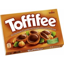 Toffifee Fındıklı Karamelli Sütlü Çikolata 125 gr Enerji Verici Tatlı Atıştırmalık