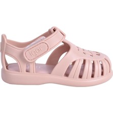 Igor S10271  Tobby Solid Kız Çocuk Pembe Sandalet PVC Malzeme ile 18 Numara Rahat ve Şık
