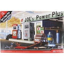 Academy 15122 1/24 Joes Power Plus Servis Istasyonu Maketi