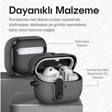 Berry Store Galaxy Buds 3 Pro, Buds 3 ve Buds 3 Fe ile Uyumlu Mandallı Kapak Kilit Sistemli Kumlanmış Mat Dokulu Darbelere Dayanıklı Hibrit Kılıf (Gri)