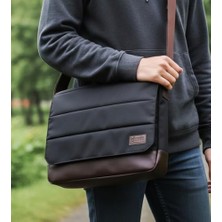 Berry Store Exception 13 Inç & 14 Inç Yatay Postacı Çantası