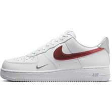 Nike Air Force 1 07 Erkek Spor Ayakkabı