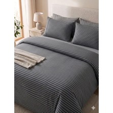 Hartex Çizgili Saten Antrasit Çift Kişilik Nevresim TakımıNevresim Ölçüleri : 180 x 220 Çarşaf : 200 x 240 Yastık 2 adet : 50 x 70