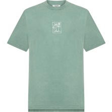 Mudo Nakışlı Bisiklet Yaka T-Shırt