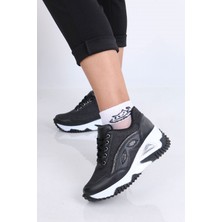 Sefayol Elaine Siyah Beyaz Taban Mat Deri Kadın Spor Ayakkabı