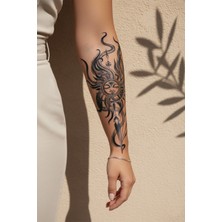 Dövme Kutusu Mistik Güneş ve Üçüncü Göz Temalı Sanatsal Tattoo - Yarı Kalıcı / 1 Ay Kalıcı