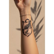 Dövme Kutusu Scorpio Akrep Burcu ve Kalkan Figürlü Dövme - Yarı Kalıcı / 1 Ay Kalıcı Tattoo