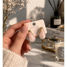 Bymiel Açık Pudra Damla Taşlı Gold Detaylı Kadın Küpe (Kararmaz Alerji Yapmaz 316 Çelik)