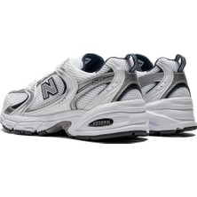 New Balance 530 Unisex Spor Ayakkabı MR530SG Beyaz Renkli Nefes Alabilir Yapı ile Koşu ve Yürüyüş İçin İdeal
