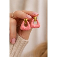 Bymiel Pembe Mermer Desenli Gold Detaylı Kadın Küpe – Modern Tasarım (Kararmaz Alerji Yapmaz 316 Çelik)