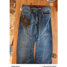 Esguad Jeans 14-Laury  Abd 30 - U 34 Tr 40 (L)  %93 Pamuk %06 Polyester  %01 Likra  Takvıyeler  %100 Cordura  30