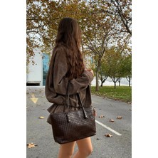 Lavia Kadın Omuz Çantası – Örgü Desenli, Fermuarlı