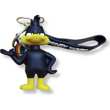 Teknofun Daffy Duck Premium 3D Figürlü Looney Tunes Yazılı Bilek Kayışlı Anahtarlık - 1 Adet
