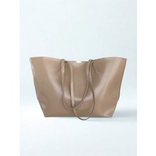 Sasha Kadın Omuz Çantası – Geniş Hacimli, Fermuarlı Iç Bölmeli, Kaliteli Suni Deri(50×30×15 Cm)