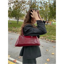 Mabel Suni Deri Kadın Omuz Çantası Iç Astarlı Fermuarlı Üç Gözlü – Şık & Kullanışlı(30×17×12 cm )