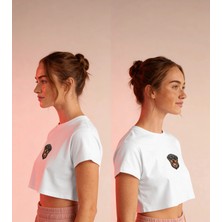 Muhtar Store Minimal Gülümseyen Rottweiler Baskılı Beyaz Crop Tişört Kadın
