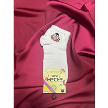 Beyaz Penguen Desenli Pamuklu Çorap