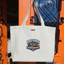 Bumudur Aksesuar Mavi Savunma Basketbol Logosu Modern Defense Baskılı Naturel Kanvas Bez Çanta Sap Beyaz Cırt Cırtlı Suluk Tutuculu - Küçük