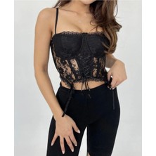 Dantel Detaylı Korse Crop Top