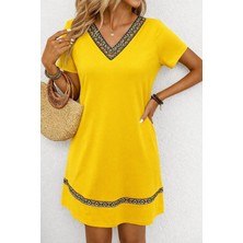 Runique Home Runiquehome Kadın Kısa Kollu V Yakalı Etnik Desen Şerit Detaylı Viskon Elbise