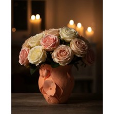 Cansa 3D Kabartmalı Çiçek Motifli Turuncu Dekoratif Vazo