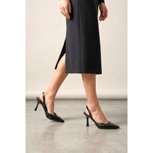 Gökhan Talay Lori Esnek Kaymaz Taban Siyah Rugan Orta Topuklu(8 Cm) Klasik Topuklu Ayakkabı