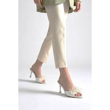 Gökhan Talay Almas Esnek Yumuşak Kaymaz Taban (8 Cm) Beyaz Cilt El Yapımı Boncuk Detaylı Kadın Topuklu Terlik