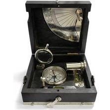 Zenvia Ahşap Kutulu Işlemeli Pirinç Pusula Seti