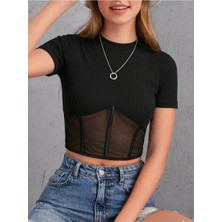 Şıklık Durağı Siyah Dik Yaka Tül Detaylı Kaşkorse Pamuk Kadın Tişört