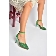 Fox Shoes Y752044206 Yeşil Dantelli Ince Topuklu Kadın Ayakkabı