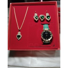 Mumicemum Hediyelik Kadın Zümrüt Saat ve Kolye+Küpe+Yüzük 5li Takı Seti
