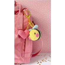 Elizi Dünyası Amigurumi Arı Figürlü Kalpli Anahtarlık (Çanta Charmı)