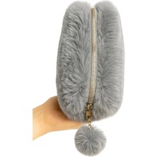 Myworldorganization Yumuşak Dokulu Peluş Makyaj Çantası, Pon Pon Detaylı – Şık ve Kullanışlı Tasarım, Tek Bölme Geniş Hacimli,  - 15*23CM -(Füme/koyu Gri)