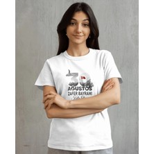Hediyenza 30 Ağustos Zafer Bayramı Baskılı Unisex Kısa Kollu Beyaz T-Shirt