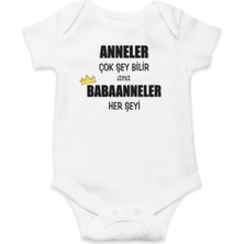 Hediyenza Anneler Çok Şey Bilir Babaanneler Her Şeyi Baskılı Yarım Kollu Bebek Zıbını