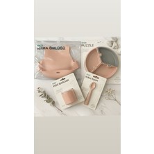 Oioi Pembe Beslenme Seti(Puzzle Tabak-Mama Önlüğü-Mini Bardak-Nam Nam Kaşık)