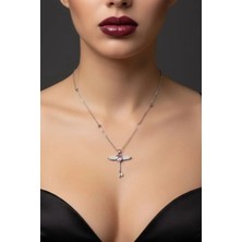 Gümüş Renk Pembe Taş Kanat Anahtar Model Çelik Kolye