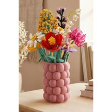 Rüya Vadisi Pastel Pembe Ahududu Desenli LEGO Çiçek Uyumlu Vazo – Modern Dekoratif Çiçek Vazosu